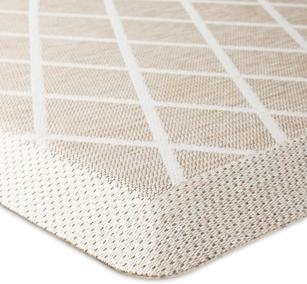 Buy the best Martha Stewart Mile Modern Diamond Anti-Fatigue Air Injection Kitchen Mat, Beige, 19.6"x39" - Image 9